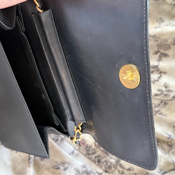 CHANEL Black Vintage Lizard Single Flap Bag Small GHW - Picture 11 of 15